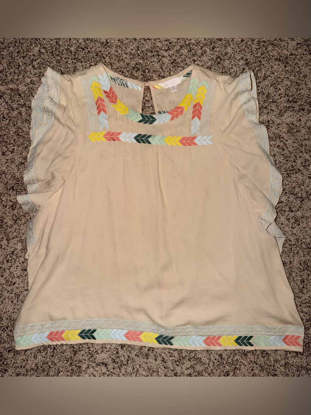 LC Lauren Conrad Beige Embroidered Flutter Sleeve Blouse XL